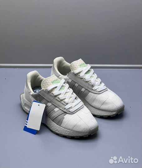 Кроссовки adidas retropy e5