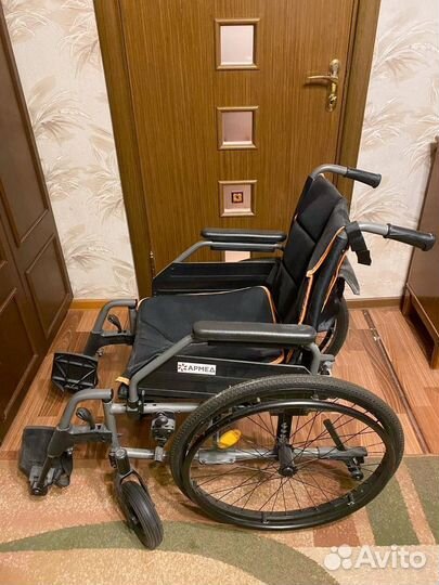 Инвалидное кресло