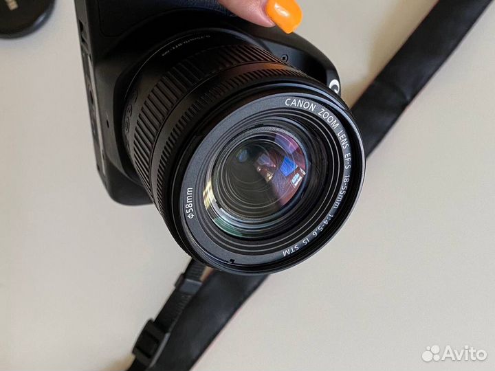 Зеркальный фотоаппарат