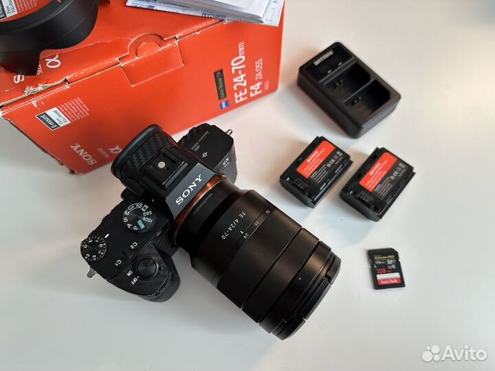 Sony A7 iii + Sony 24-70 Zeiss + комплект