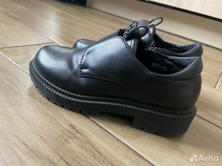 Полуботинки