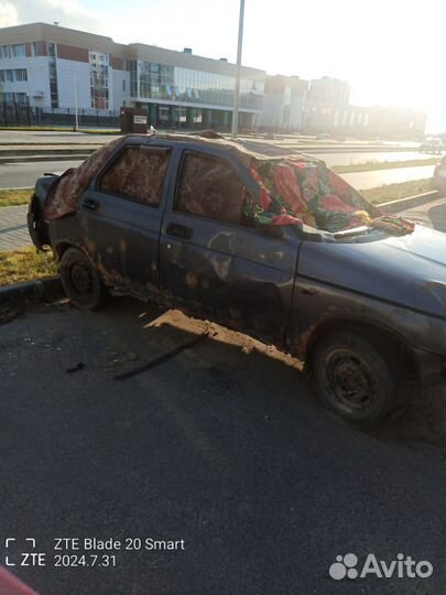 ВАЗ 2110 1.5 МТ, 2001, битый, 231 123 км