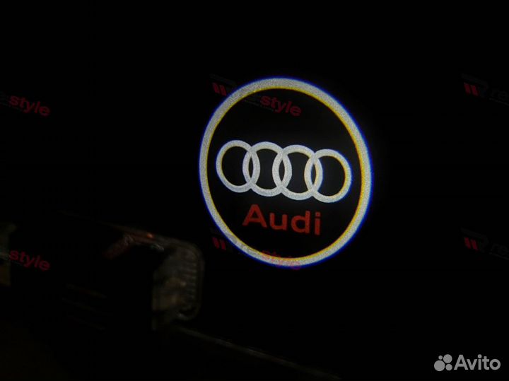 Проекция логотипа Audi на двери Тип 1 D2344