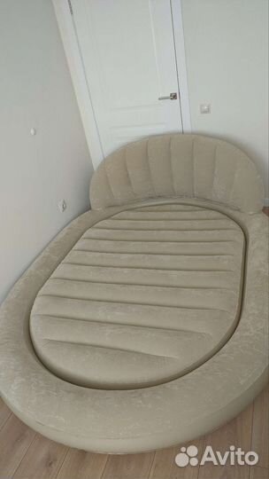 Надувная кровать