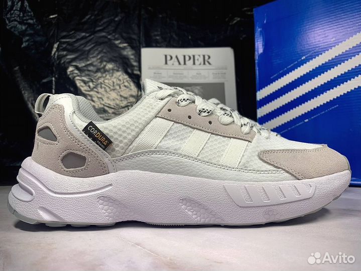 Кроссовки adidas белые