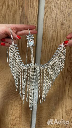 Маска, тиара