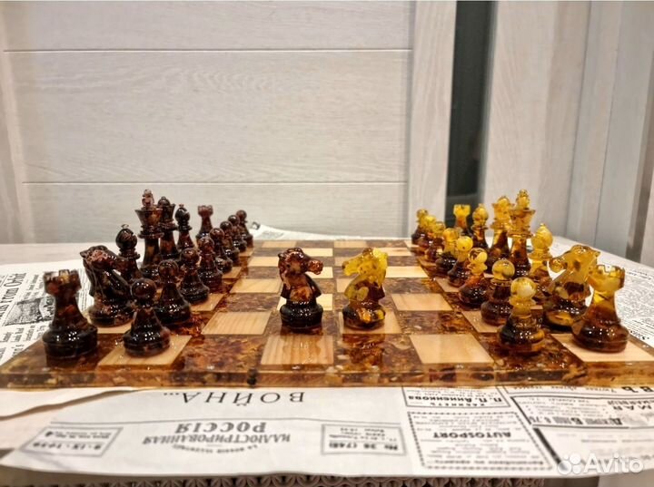 Шахматы янтарные (под заказ)