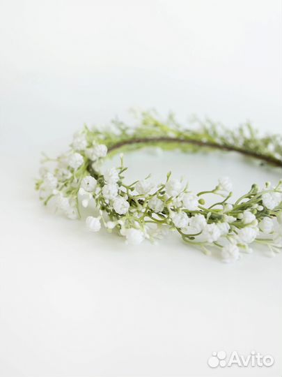 Свадебный венок с гипсофилой для невесты