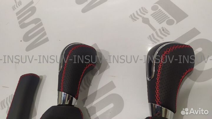 Люкс ручки кпп в коже Шеви Нива (красн. нить) хром