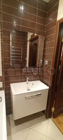 2-к. квартира, 60,8 м², 4/5 эт.