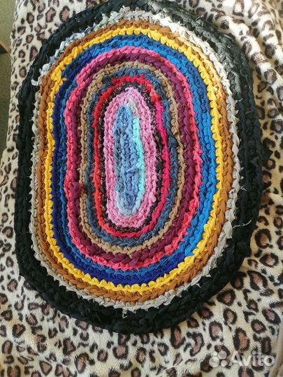 Коврик ручной работы