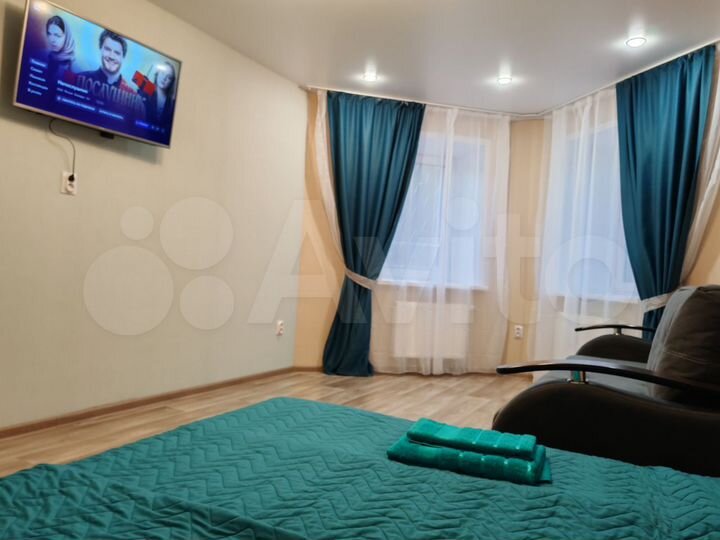 2-к. квартира, 57 м², 1/16 эт.