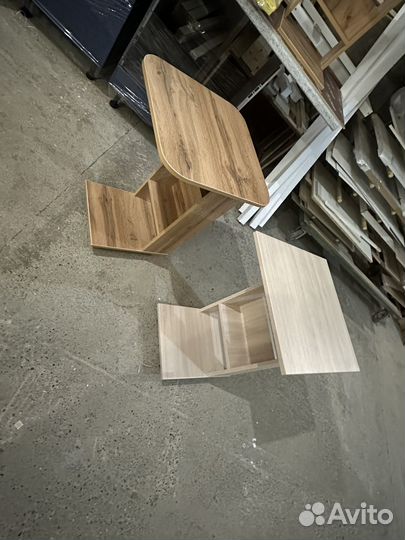 Столик подкатной