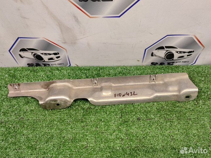 Тепловой экран левый Bmw F10 N55B30 2012
