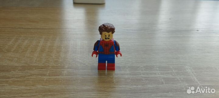 Lego марвел минифигурки