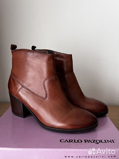 Ботинки женские 38 размера новые