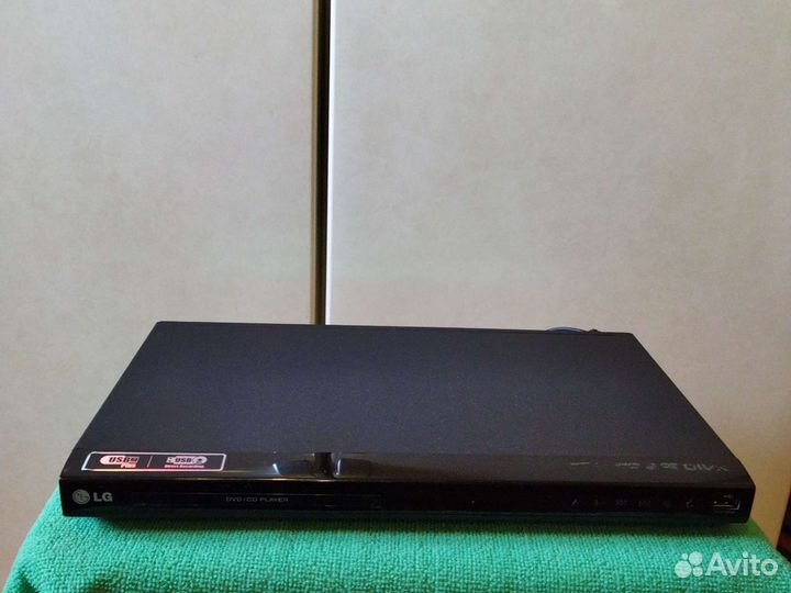 DVD плеер LG модель DVX642