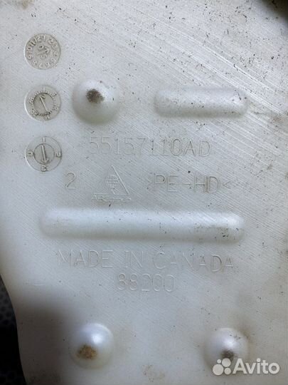 Бачок осывателя Jeep Liberty KJ Либерти