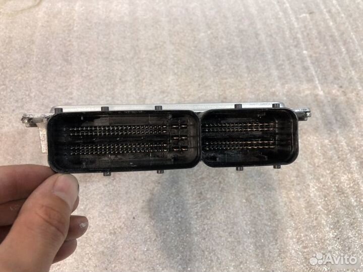 Блок управления двигателем Volkswagen Passat B6