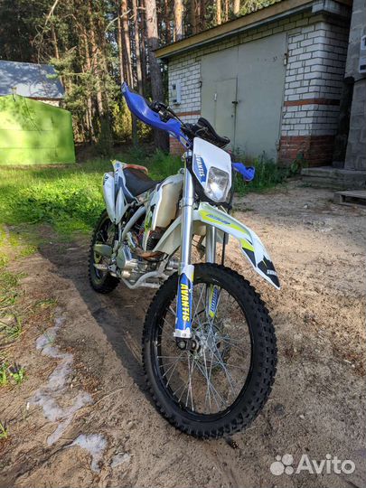Avantis fx250 lux 2021