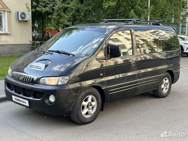 Hyundai Starex 2.5 AT, 2003, 178 089 км