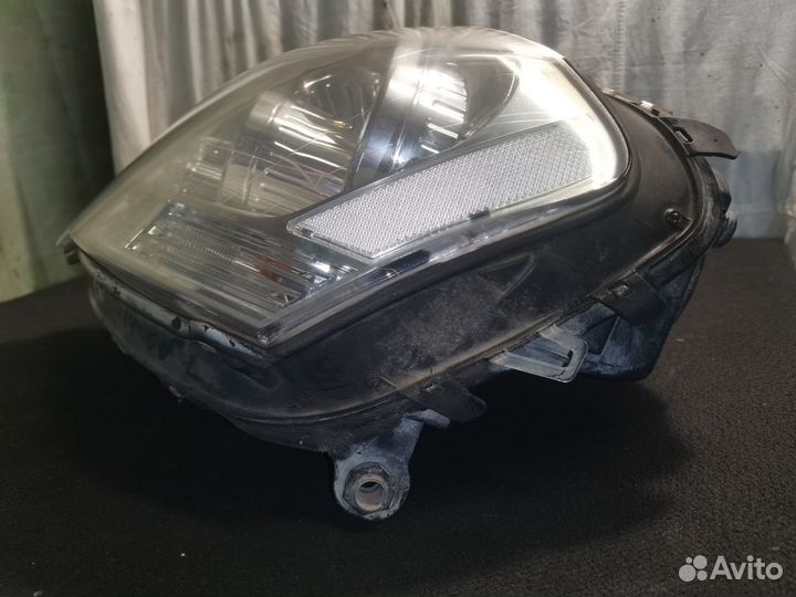 Фара Mercedes ML W164 рестайлинг