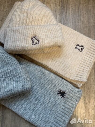 Шапка и шарф детские новые