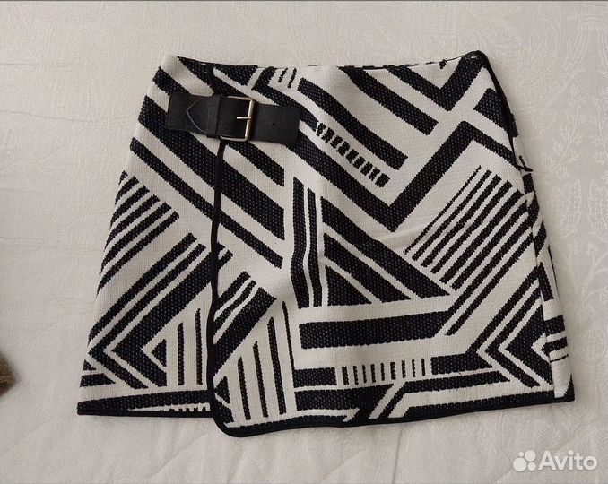 Продам пакет фирменных женских вещей размер S