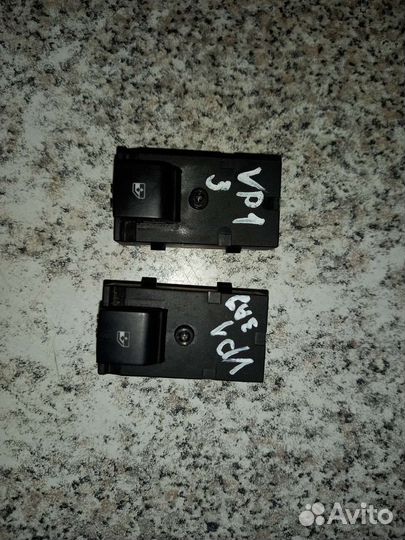 Кнопка стеклоподъемника Chevrolet Cruze 2009-2016