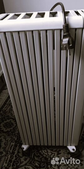 Масляный радиатор Delonghi SPA Treviso 1500
