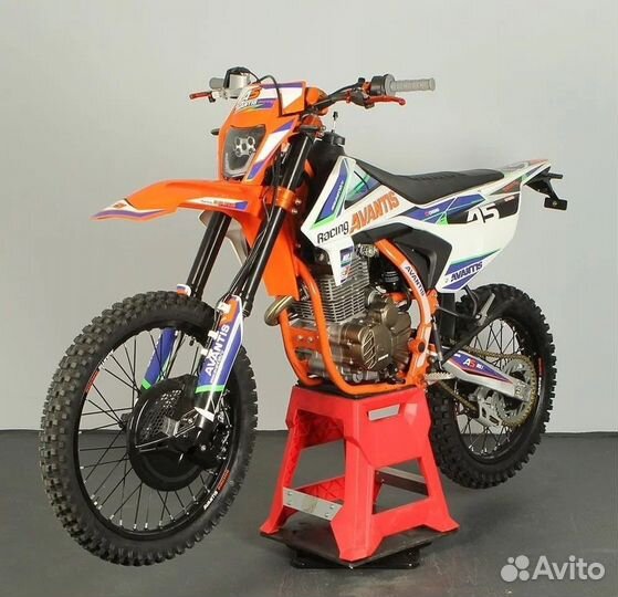 Мотоцикл Avantis A5 (ZS172FMM-3A) Витрина