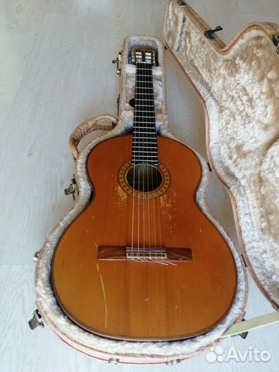 Мастеровая классическая гитара