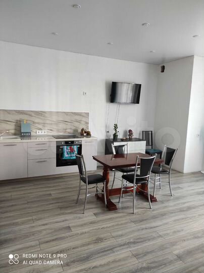 3-к. квартира, 87 м², 1/8 эт.