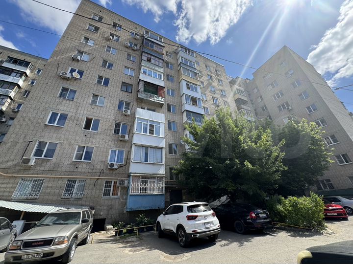 2-к. квартира, 60 м², 2/9 эт.