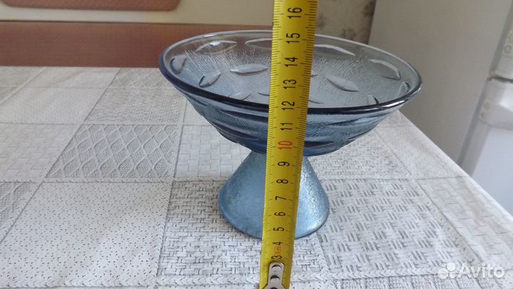 Ваза на ножке цветное стекло