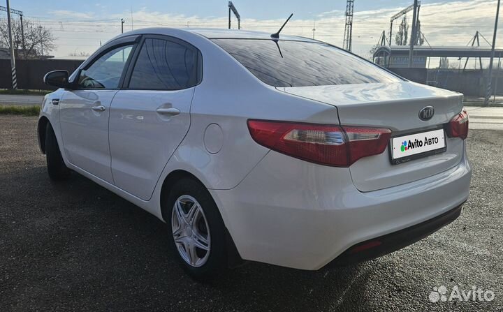 Kia Rio 1.6 AT, 2013, 165 000 км