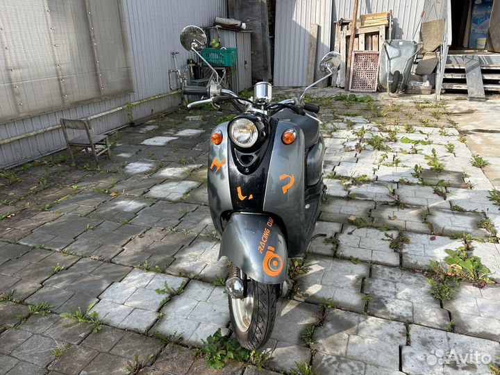 Скутер Yamaha Vino