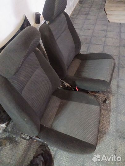 Сиденья priora 2110