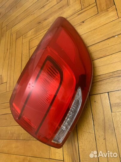 Фонарь правый задний внешний Kia Sportage 3