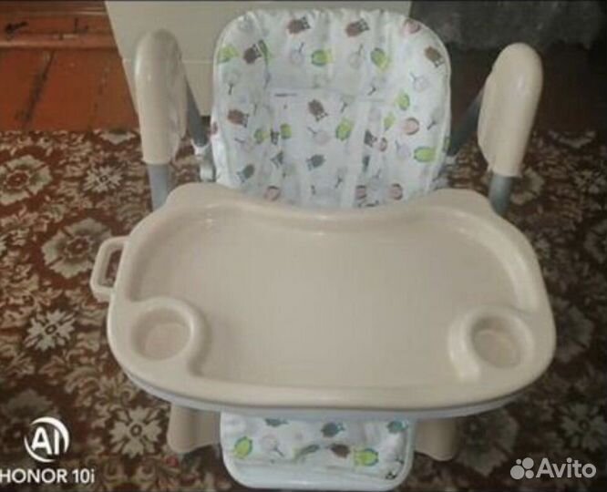 Стульчик для кормления