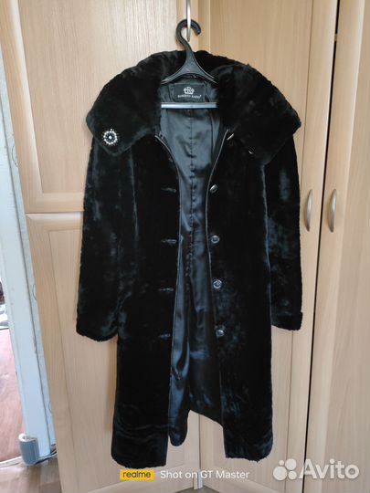 Шуба мутоновая с капюшоном 44 46