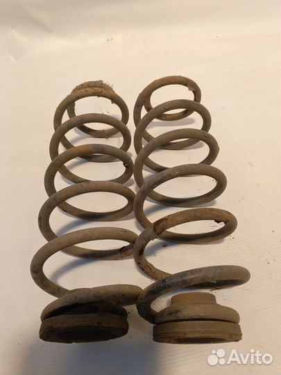 Пружины задние Шкода Октавия тур