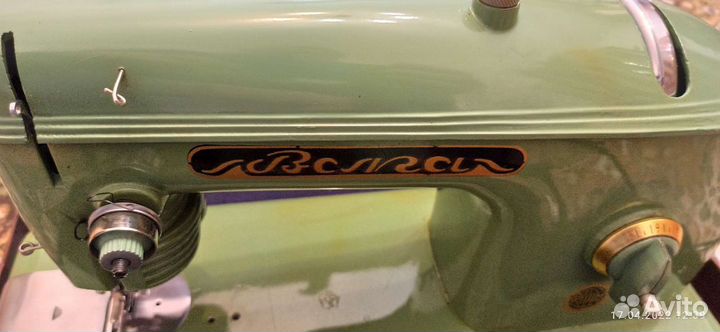 Швейная машина 