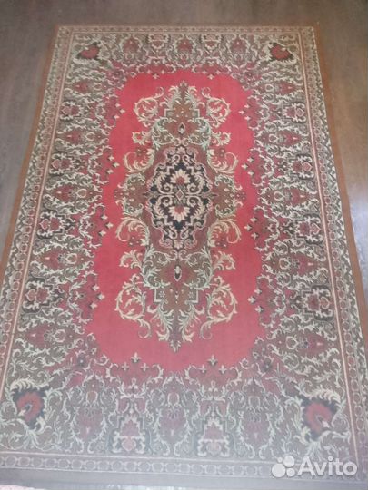 Ковер шерстяной