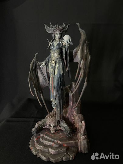 Фигурка Лилит