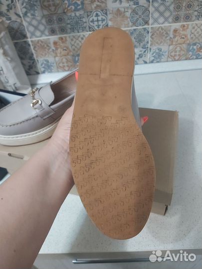 Лоферы женские