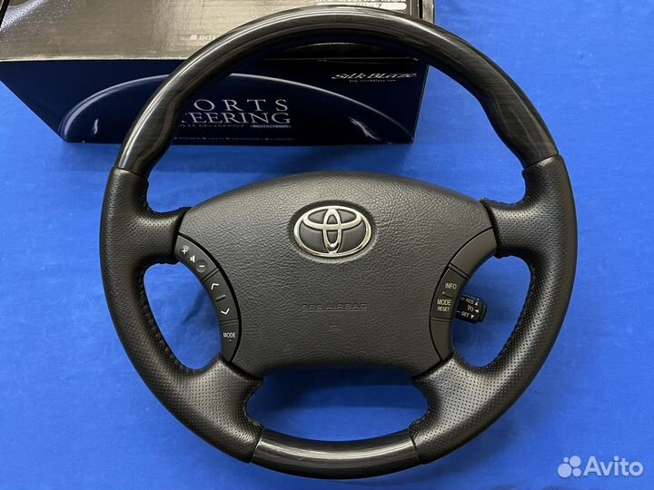 Анатомический руль с косточкой Toyota Camry 35