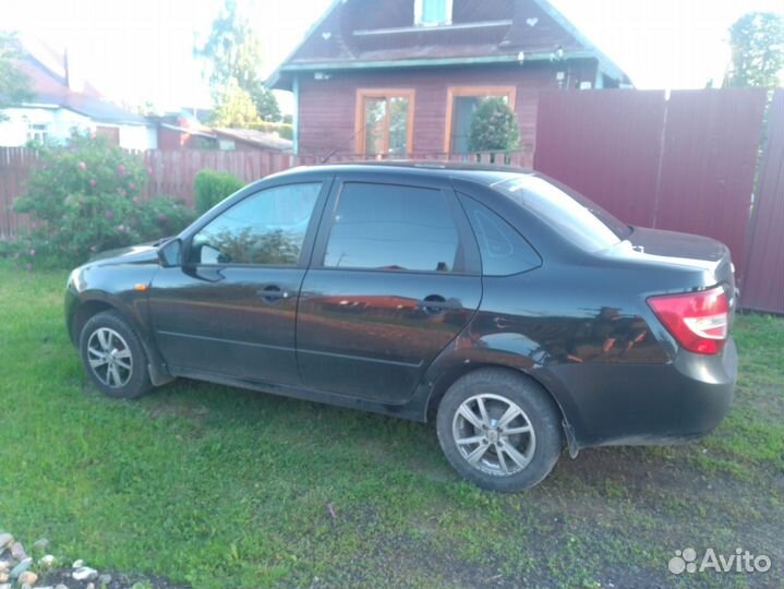 LADA Granta 1.6 МТ, 2017, 122 000 км