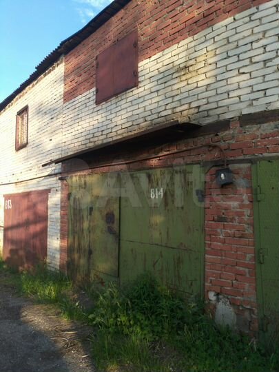 Гараж, > 30 м²