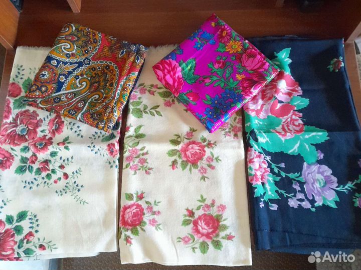 Павловопосадская шаль и платок